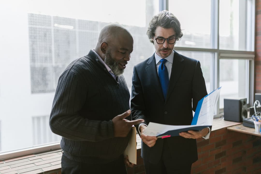 Business owner and warehouse manager tracing an unexpected stock balance to a source movement