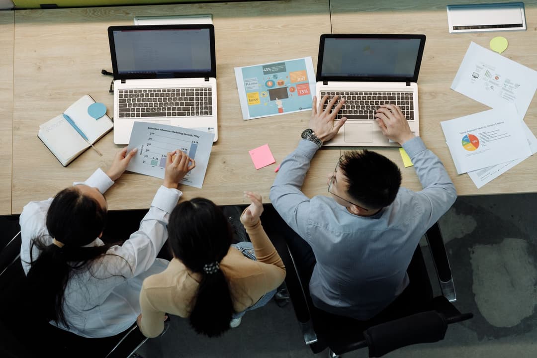 Finance, sales, and administration staff assigning e-invoice workflow responsibilities