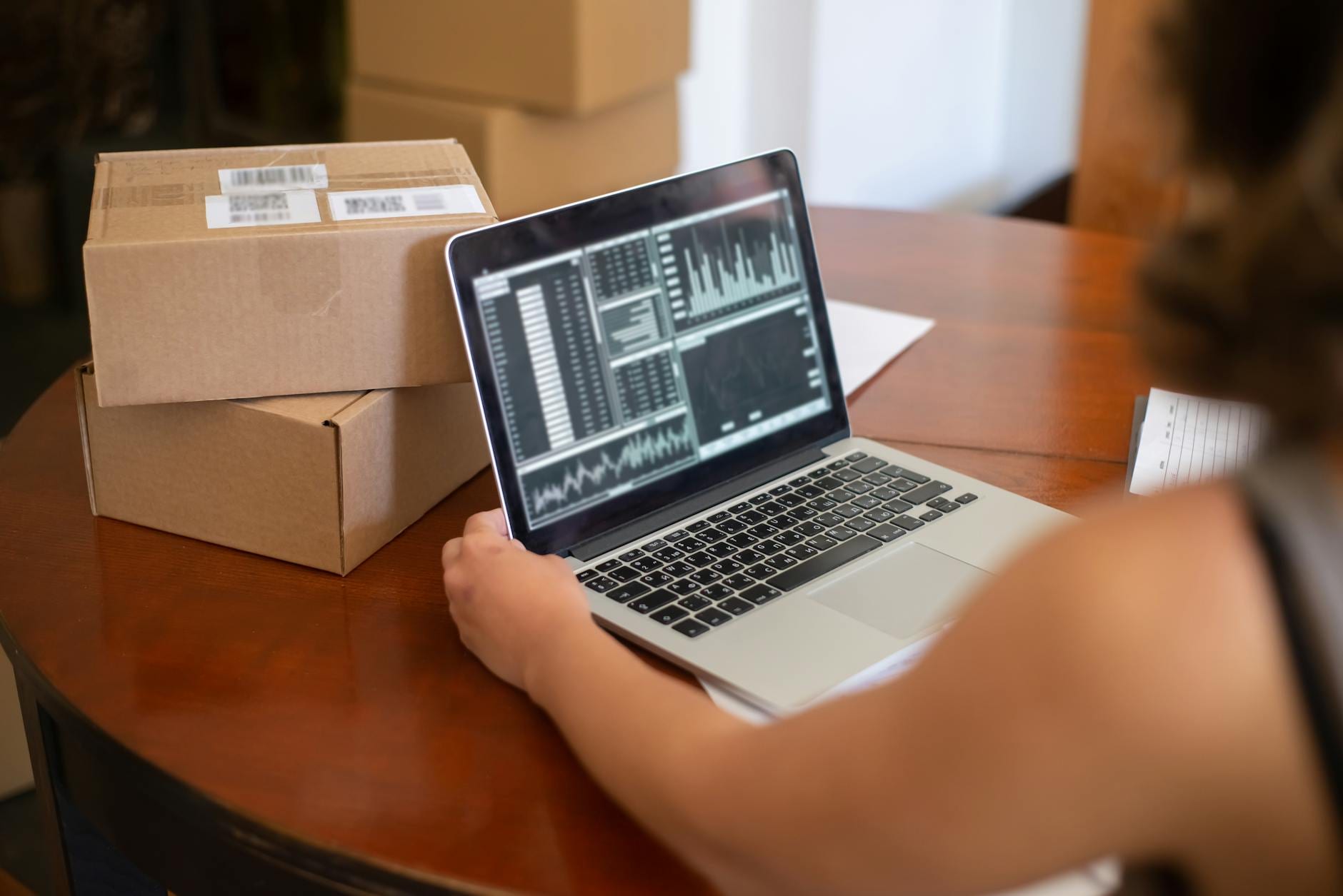 Why B2B Buyers Now Expect Self-Service Product Discovery